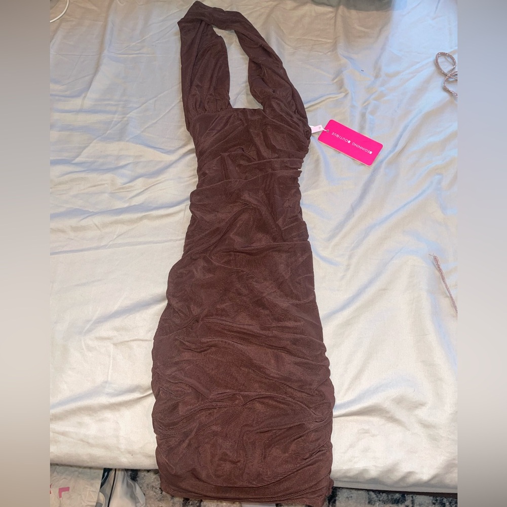 Brown dress